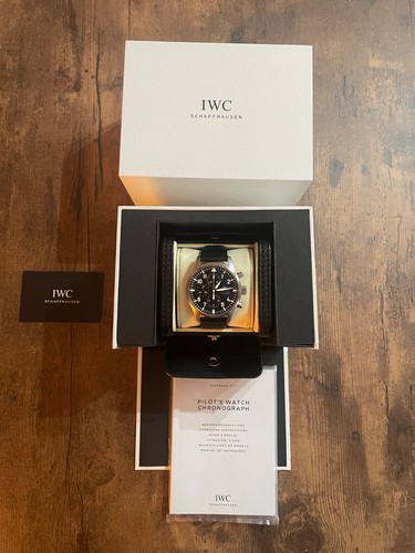 Iwc pilot chronograph iw377709 - iwc,