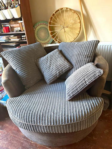 Large swivel cuddle - large, chair