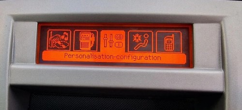 2004 peugeot 407 display - 2004-09,