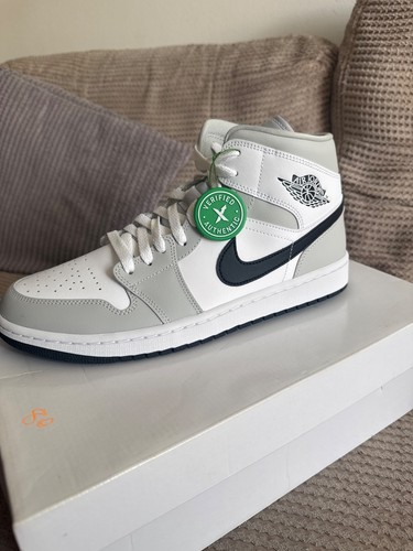 Air jordan mid - air, grey