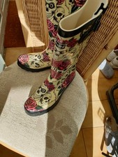 WYRE VALLEY SIZE 5 SKELETON AND ROSES WELLIES BNWOT