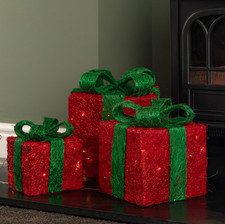 Set Of 3 Premier LED Illuminated Parcels / Christmas Presents In Red and Green
