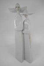Vintage “Lladro” Figurine