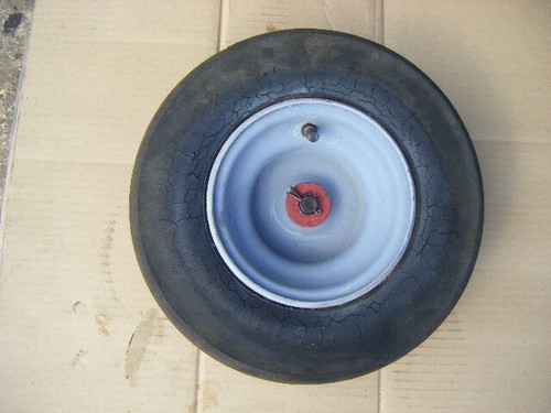 Wheel fitted with 5 - wheel,