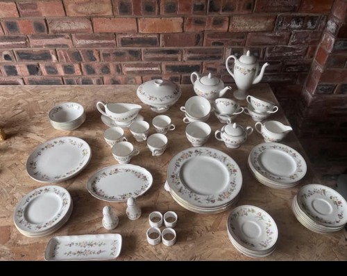 Piece wedgewood dinner - wedgewood,
