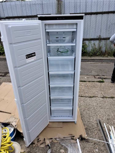 Aeg upright freestanding frost - aeg,