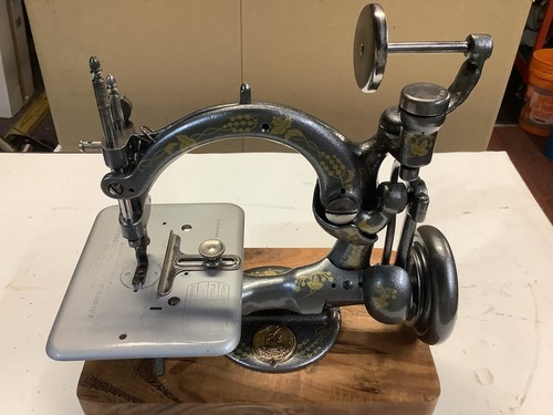 Eldredge automatic chain - b.,