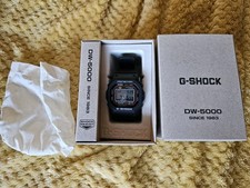 Casio G-Shock DW-5000R-1AER