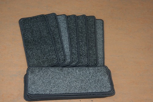 Open plan carpet stair - open,