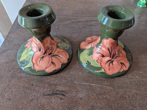 Intage moorcroft hibiscus vase - hibiscus,