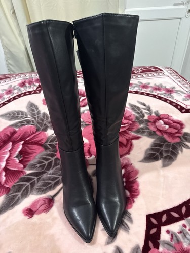 Black leather wide calf boots - wide,