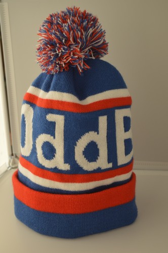Oddballs bobble hat red - bobble,