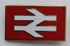 British Rail Arrow Emblem Enamel Railway Pin Badge In Original Case.     A1-39
