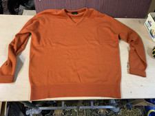 Glenbrae V Neck lambs Wool
