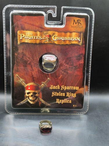 Master replica ring pirates - master,