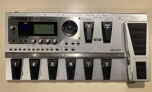 Boss guitar - gt-10,