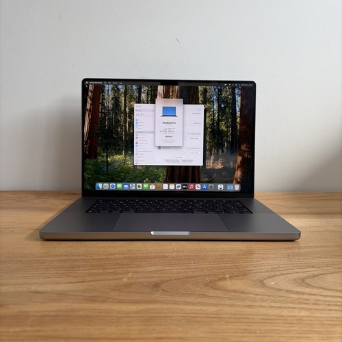 Macbook pro 2021 inch - 2021, m1