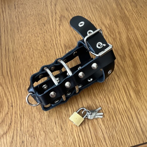 Men faux leather chastity - men’s,