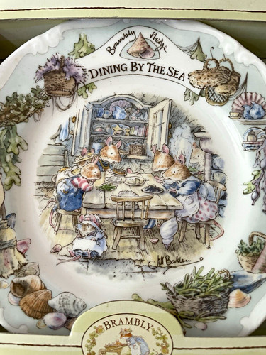 Royal doulton brambly hedge - doulton,
