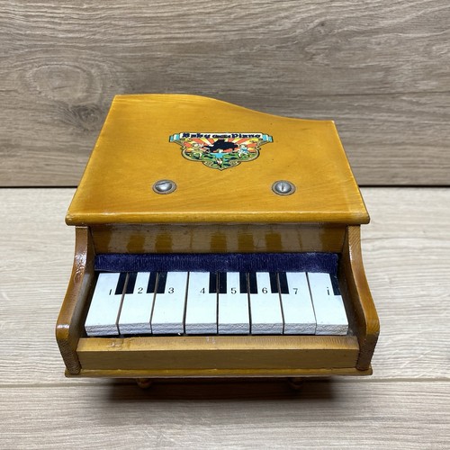 Vintage baby grand - vintage, music