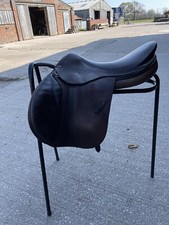 Harry Dabbs Jump saddle 17.5 inch