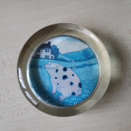Spotted pig farm glass - spotted,