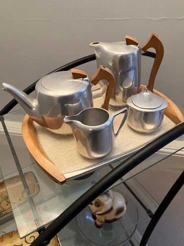 Picquot ware tea coffee set - ware,