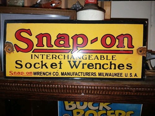 Vintage snap tools - on,