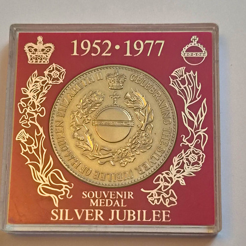 Queen elizabeth silver - ii,