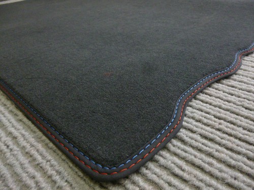 Velours trunk mat tailored - $$$,