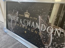 Moet & Chandon 3D Mirror