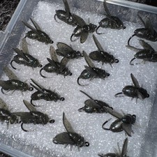 x20 Barbless Visibly Realistic