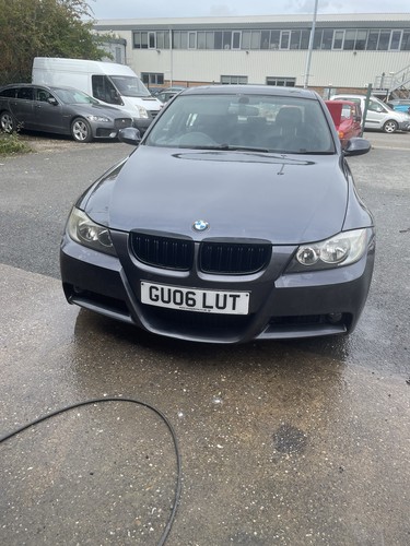 Bmw 320i sport - m,