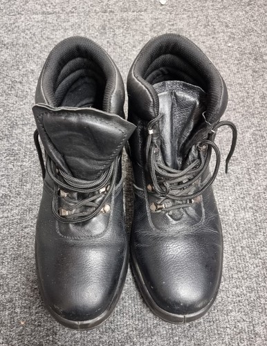 Pre owned arco - pre-owned,