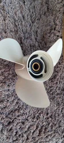 Yamaha outboard propeller - yamaha,
