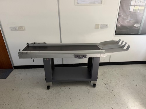 Pitney bowes delivery - bowes, conveyor