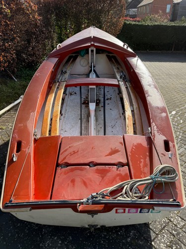 Wayfarer sailing dinghy