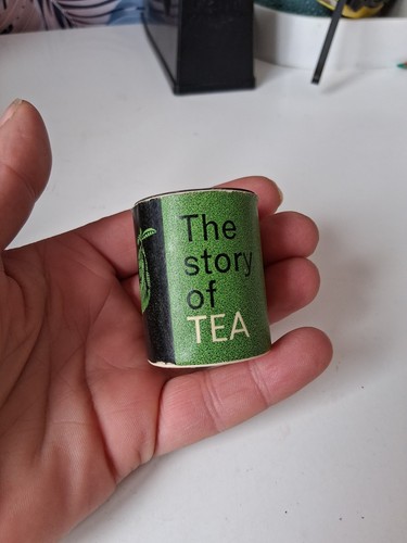 Vintage brooke bond - the, story