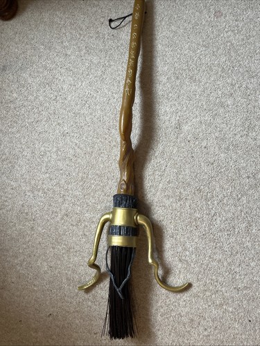 Harry potter fire bolt - harry,