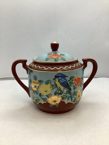 Wamjey lidded vase with - lidded,