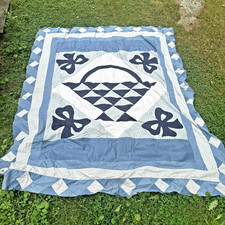 VTG Amish Basket Block and Ribbon Blue & White Patchwork Quilt Topper 76" x 96”