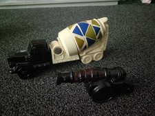 Cement Mixer and Cannon, Avon