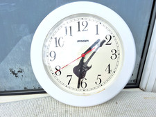 VINTAGE STAIGER WALL CLOCK ELECTRIC GUITAR DESIGN