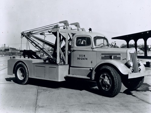 White trucks new - new, sign