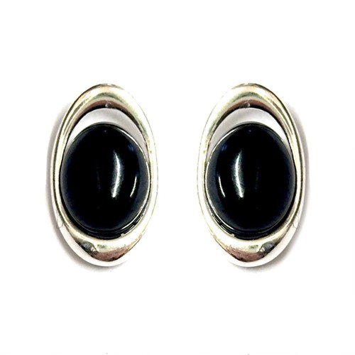 Whitby jet 925 - 925, sterling