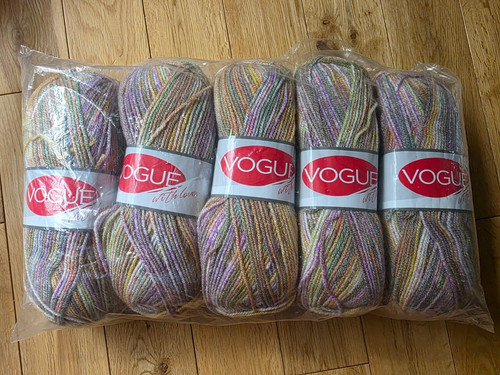 Vogue yarn wool - vogue, 100g