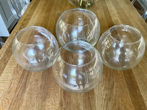Set large clear glass - of,