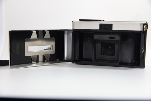 Kodak instamatic 100 camera - instamatic,