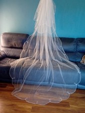 Ivory veil 2 tier chapel