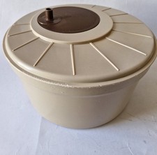 Salad Spinner Beige & Brown Plastic Vintage- Good Working Order - SEE PHOTOS